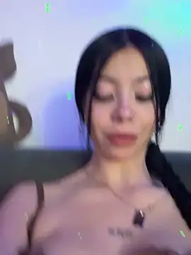 violettahotass 即時 XXX 聊天