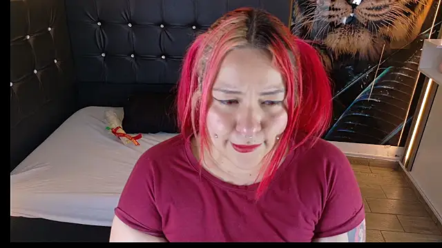 Bruja__Scarlata Show Webcam