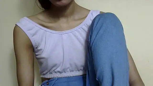 Chat XXX ao vivo de Anu_tiny