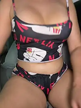 Show de lNinfetinha na webcam