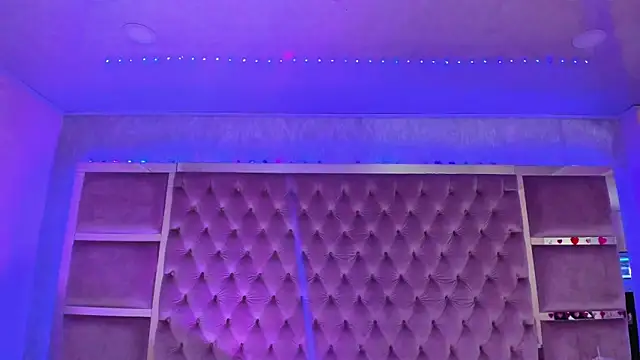 Chat +18 de Harii_02 ao vivo