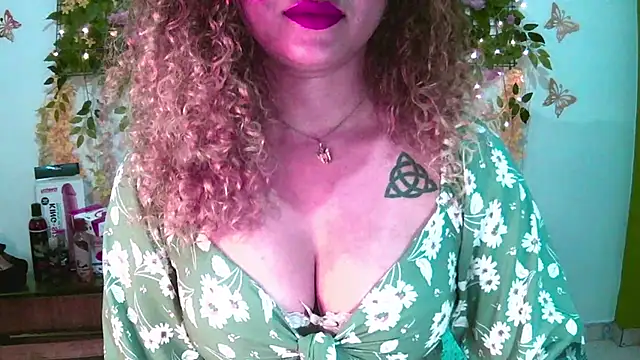 Crysrus 现场XXX聊天