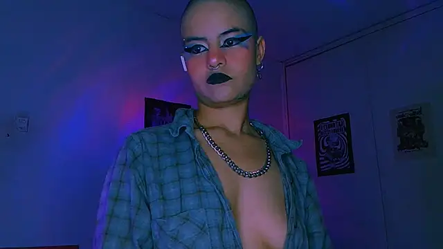 alex_one888 Adlı Modelin Canlı XXX Sohbeti