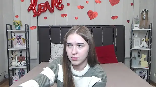 Show modela LauraHlot na web-kameri