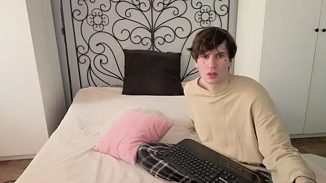 XXX chat uživo modela Danny_loves_Mary