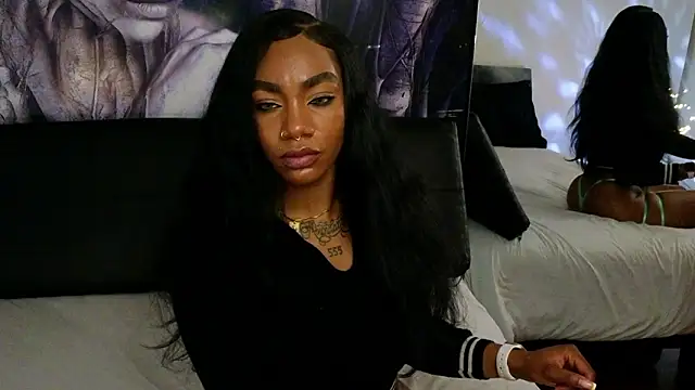 emely_brandon 现场XXX聊天