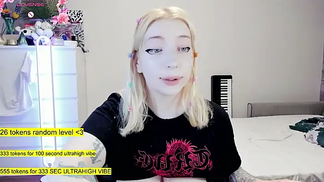 aya_katana Chat XXX in diretta