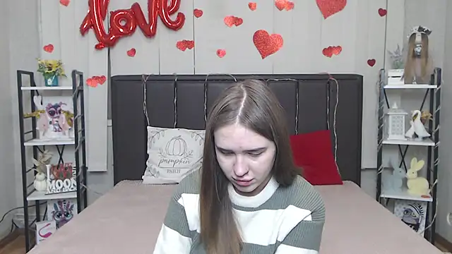 LauraHlot Chat XXX in diretta