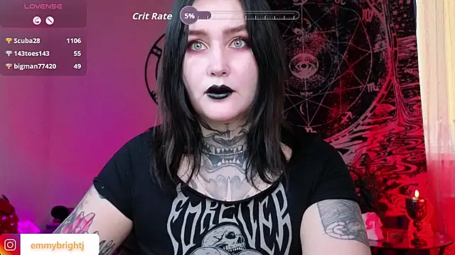 Emmybrightj_のライブXXXチャット