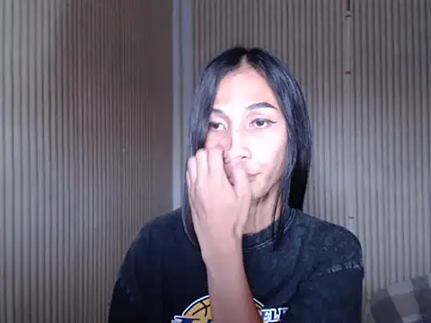 Urfucking_khloe1 Live XXX Chat