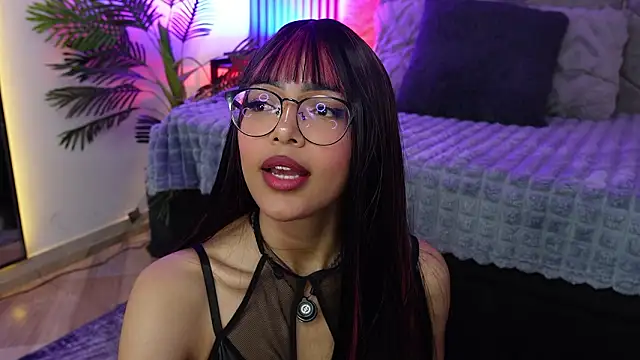 _ViolletteNoir_: онлай н-секс-чат