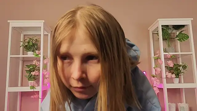 EssieVogel Chat XXX in diretta