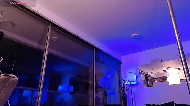 mandi4pole_ 即時 XXX 聊天