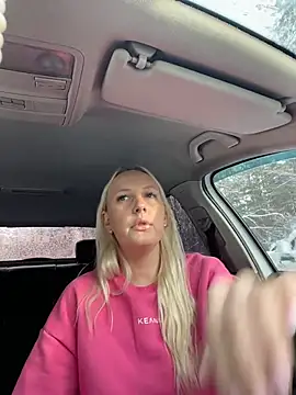 XXX chat uživo modela MerlinDave