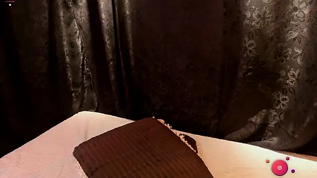 Webkamerová show MiaKnox