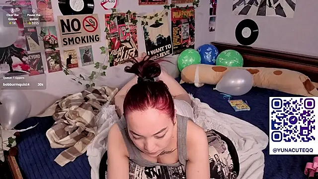 OdetteBiddy's Live XXX Chat