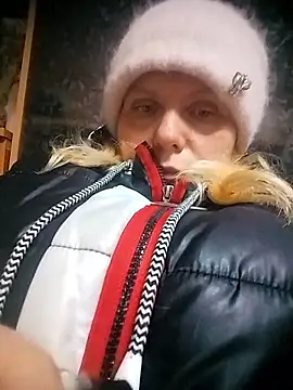 XXX chat uživo modela Lana-murr