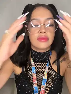 Chat XXX Live Lylyyy01