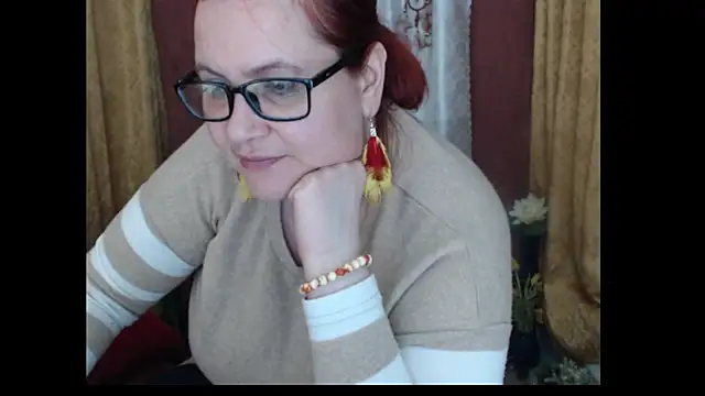 PlayfullMature Chat XXX in diretta