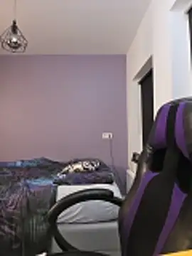 MiaRides19 Adlı Modelin Canlı XXX Sohbeti