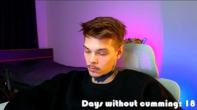 DENIS_HERE 网络视讯表演