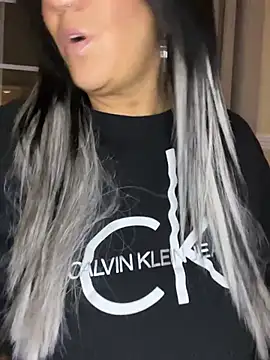 Živý XXX chat LittleMissEeve