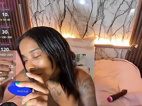 Pauline_Fox élő XXX-chatje