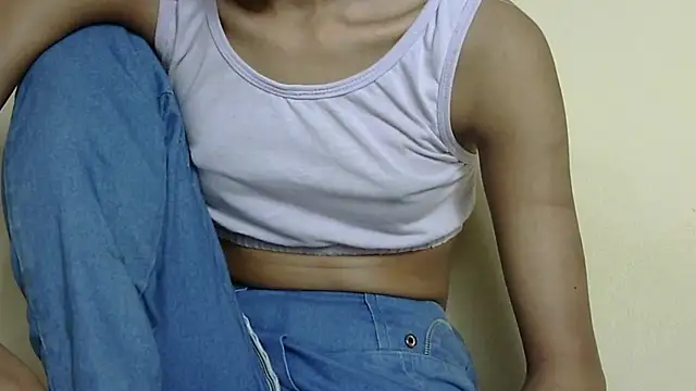 Anu_tiny: онлайн-секс-чат