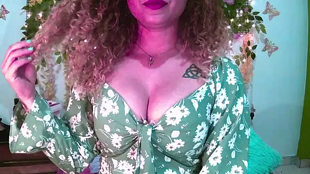 Crysrus Live XXX-Chat