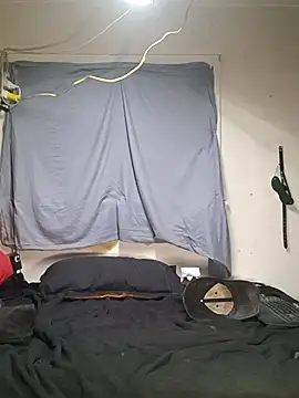 Spotless_Load Live XXX-chat