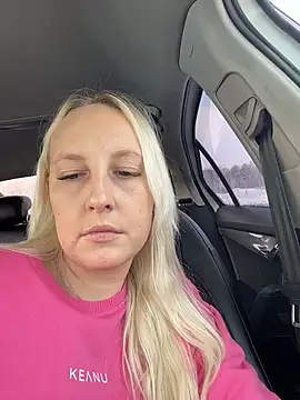 Chat +18 de MerlinDave ao vivo