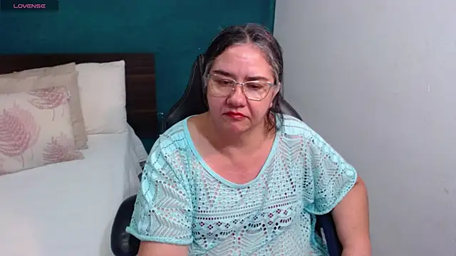 scaelettdubois élő XXX-chatje