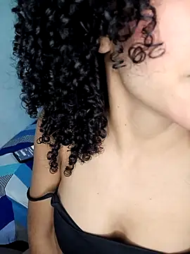 CurlyBitch Live XXX Chat