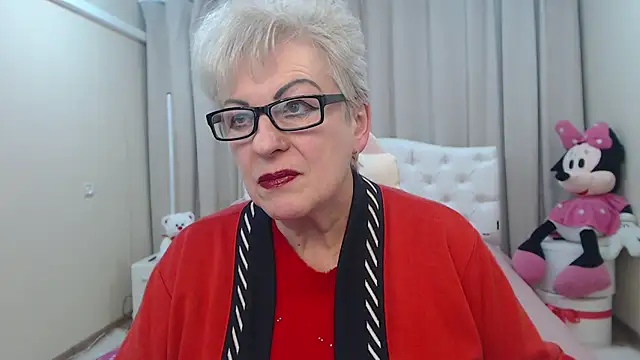 Chat XXX en directo de KayleSmoll