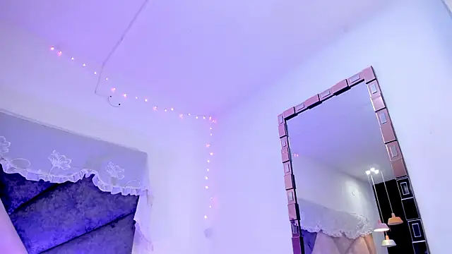 BonnieCute_のライブXXXチャット