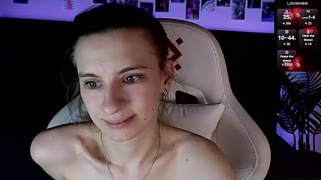 Živý XXX chat kaleriyaa_