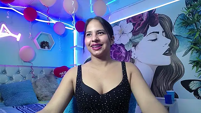 nicol_ross19 élő XXX-chatje