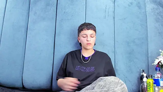 Megan_Thompson_ Live XXX-chat