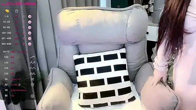 Monica-666888- Show Webcam