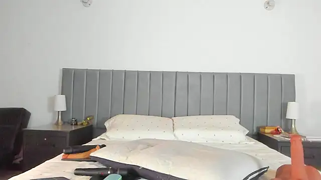 adriana71のライブXXXチャット