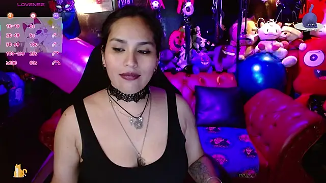 kureiji_hentaiiのライブXXXチャット