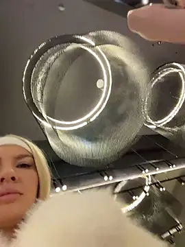 NewLale live XXX chat