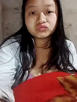 girl-babi élő XXX-chatje