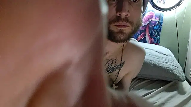 BOOTYsmoke420 live XXX chat