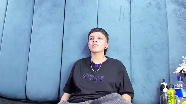 Megan_Thompson_ 即時 XXX 聊天