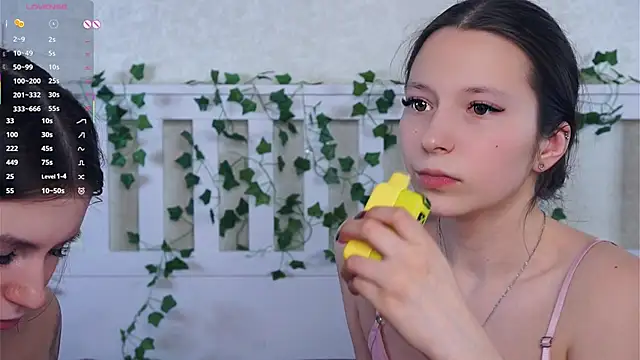 GabrielleLynchard live XXX chat