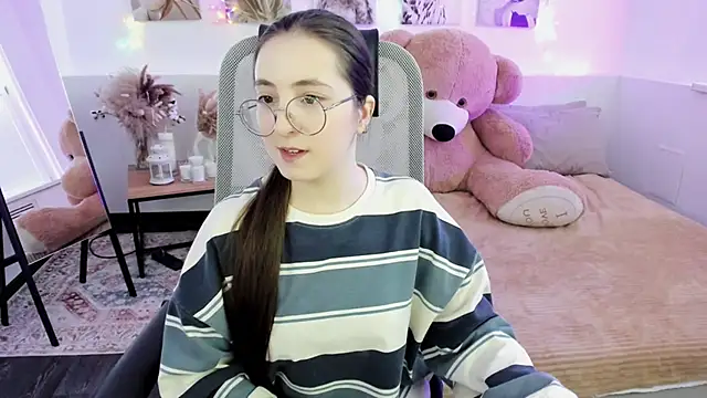 VirtuallVoyant Live XXX Chat