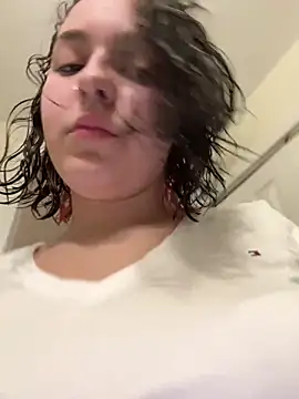 babykalirose Chat XXX in diretta