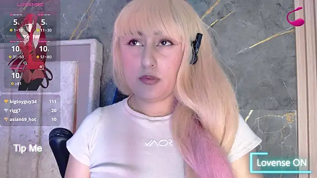 Hazumi_Tsu Live XXX-Chat