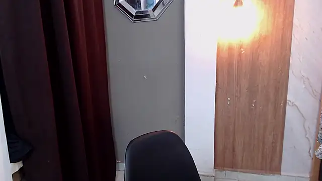 แชท XXX สดของ honeymoon_12